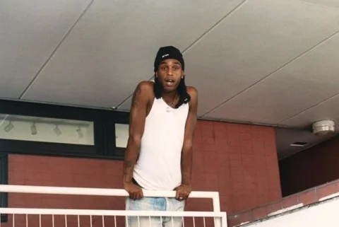 Bakar, Kid Francescoli, Sirens of Lesbos… les albums immanquables de la semaine