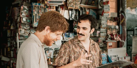 Depuis Napoli, Nu Genea livre l’un des tubes du printemps