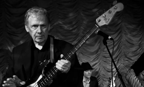 Fan de Bowie ou de Lou Reed, vous connaissez sûrement Herbie Flowers