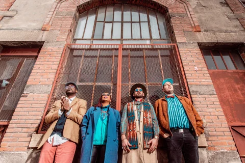 Le tiercé, la danse, l’amour : le nouveau Dowdelin en exclu sur Nova