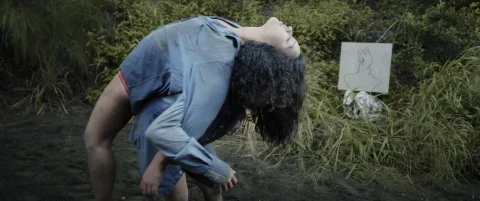 « Longoz » : le clip traumatique d’Ann O’aro en exclu sur Nova