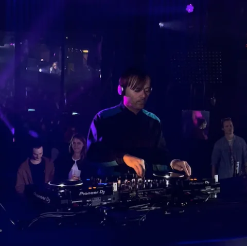 Nova Y Va : ARTE Mix ø Trabendo