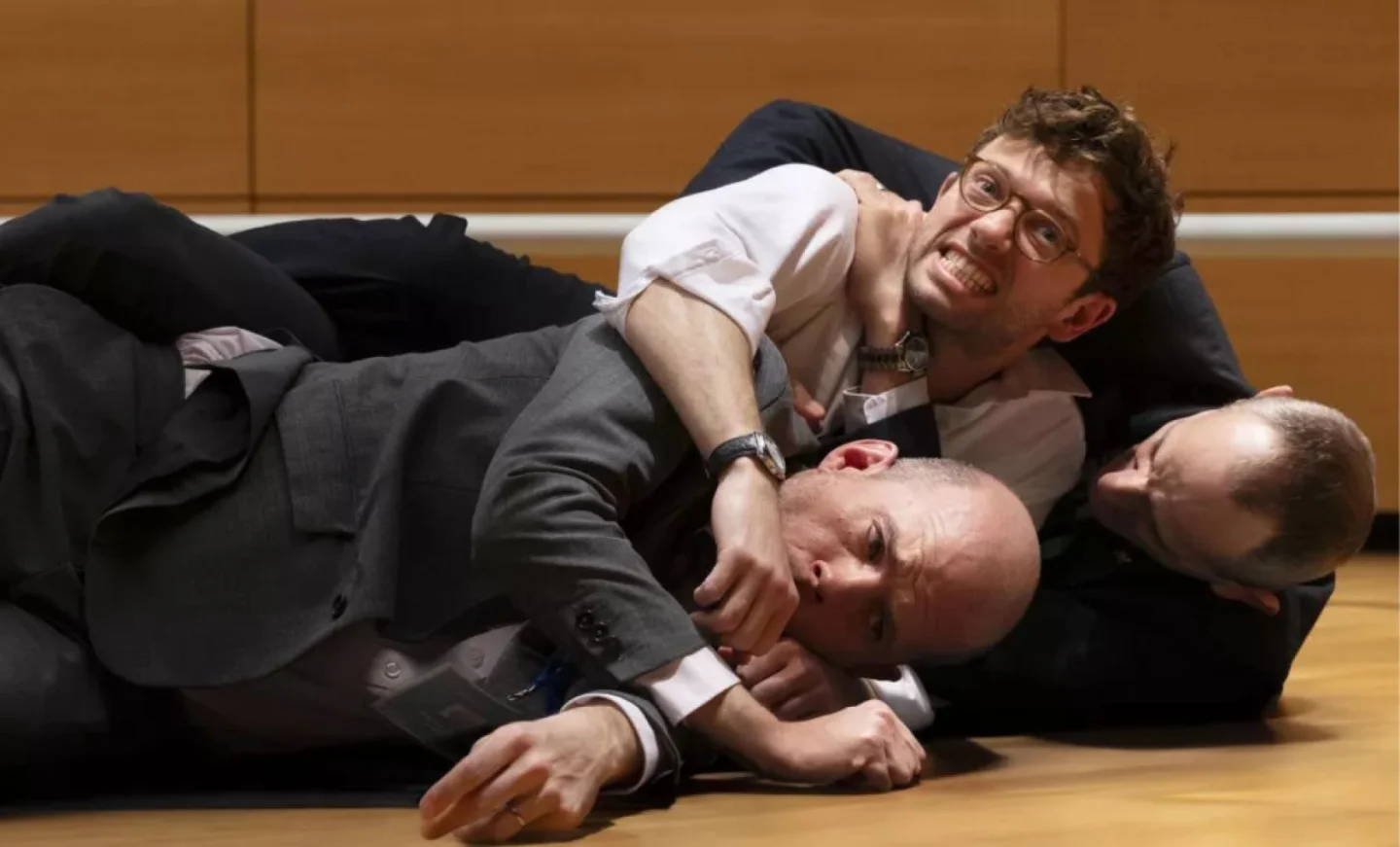 Parlement, la série qui réussit là où les politiques échouent