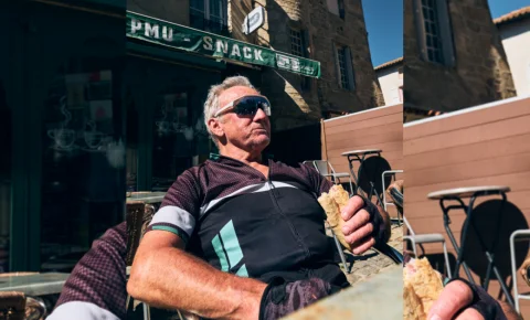 « Sur la route des bars PMU », deuxième tome : gagnez votre magazine !